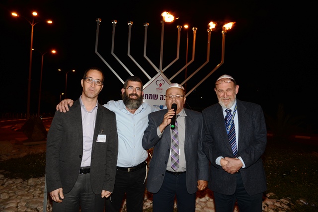 הדלקת חנוכיה במרכז הרפואי