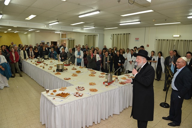 הרב לאו ןמנהל המרכז ד''ר חזי לוי וסגל ברזילי