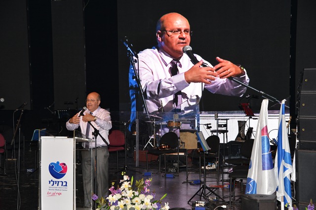 ד''ר חזי לוי מספר על בית החולים ועל הצוות המסור